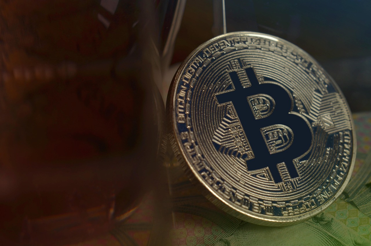 FxPro分析师Alex Kuptsikevich：数据显示XRP、SOL、ADA展现出技术面强势讯号